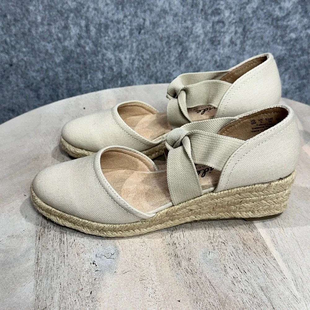 Life Stride Velocity 2.0 Kascade Sandal Womens 6.5 Almond Milk NEW